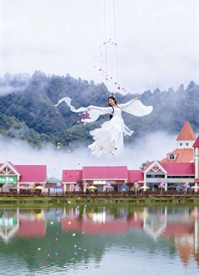 新航季开启西藏航空与南航密集优化航线网络；探索“观景”到“沉浸”体验的转型西岭雪