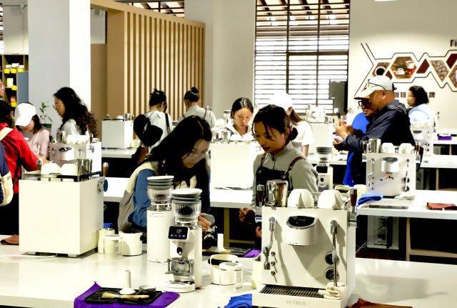 ：春花茶咖活动奏响春日乐章CQ9电子专用平台云南保山(图4)