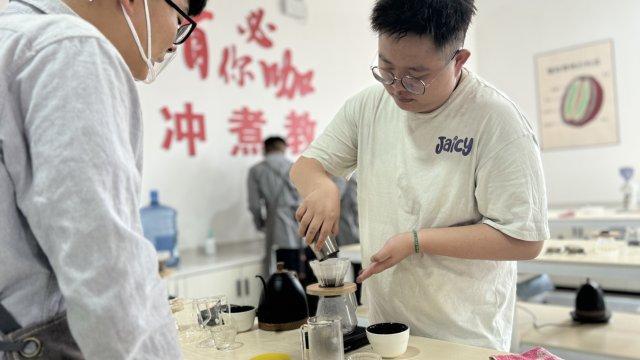 ：春花茶咖活动奏响春日乐章CQ9电子专用平台云南保山(图5)
